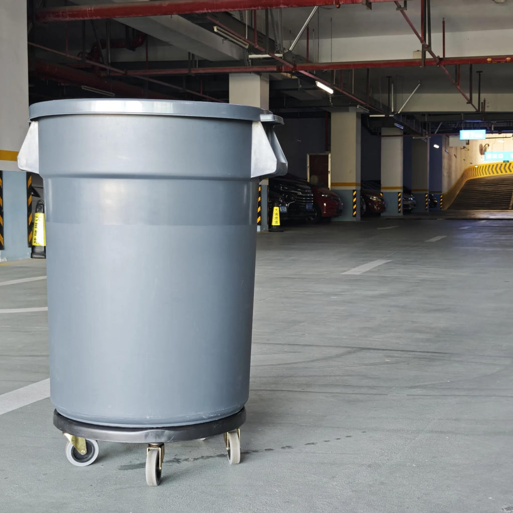 32 Gallon Grey Outdoor Trash Can with Lid and Wheels H34990