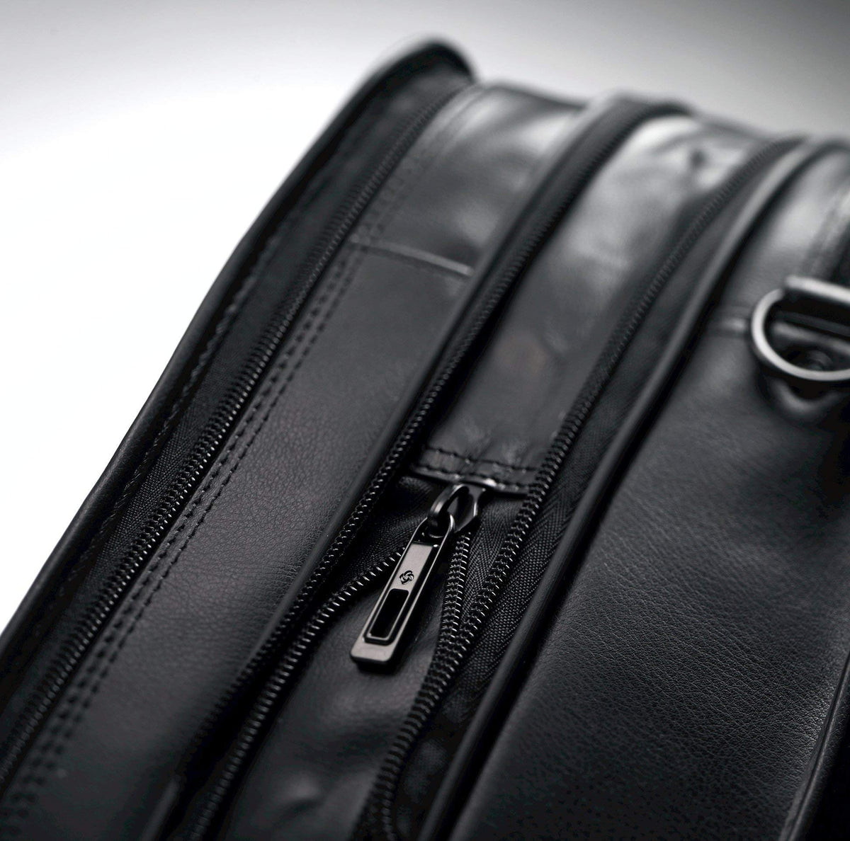 Leather Expandable Briefcase Y4813